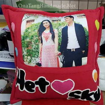Cách In Hình Lên Gối Theo Yêu Cầu Đẹp, Độc Đáo & Ý Nghĩa Cách In Hình Lên Gối Theo Yêu Cầu Đẹp, Độc Đáo & Ý Nghĩa