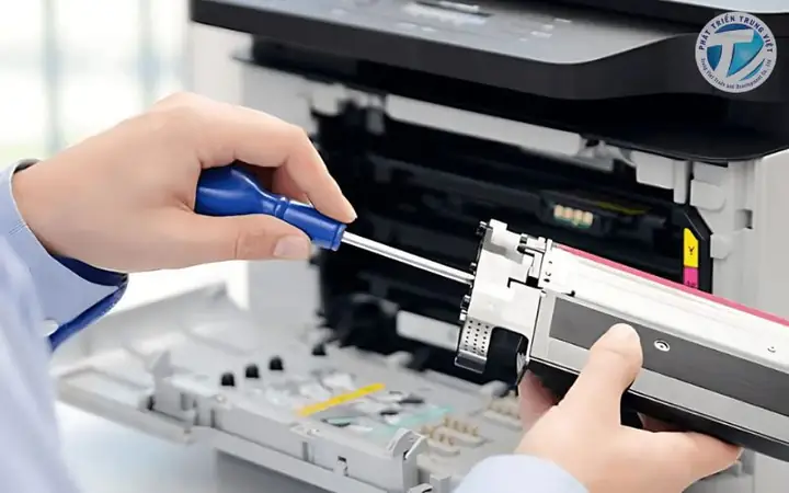 Máy In Hết Mực Thì Làm Sao? Hướng Dẫn Khắc Phục Tạm Thời & Xử Lý Hiệu Quả