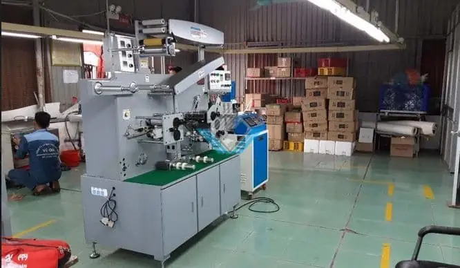 Máy In Ruy Băng Vải: Lựa Chọn Nào Phù Hợp Cho Logo, Thương Hiệu & Gói Quà?