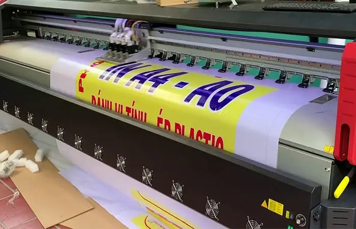 Nên Mua Máy In Phun Khổ Lớn Nào Tốt Nhất 2024: Chọn Đầu Phun & Loại Máy Phù Hợp